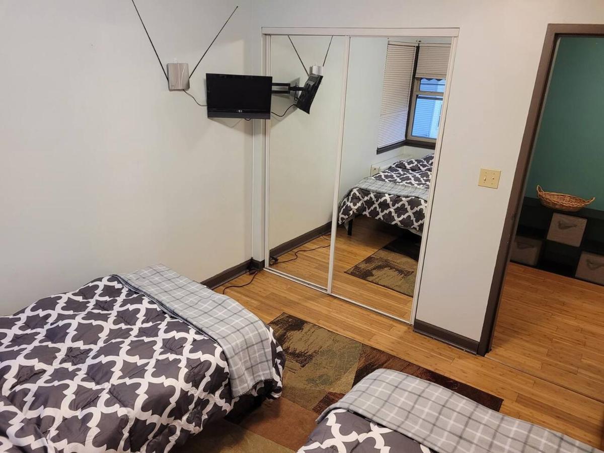 Great Chicago Getaway 2 Bedrooms Sleeps 1 To 4 Extérieur photo